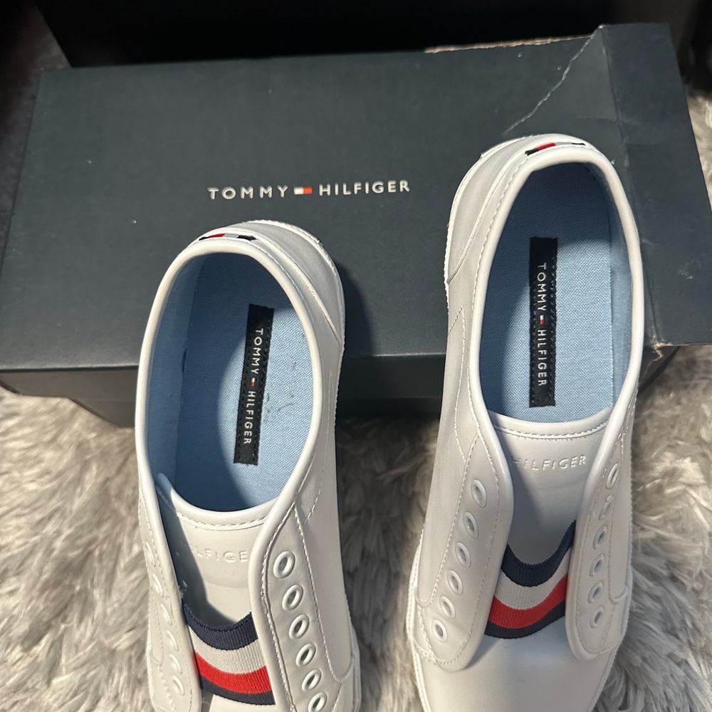 Tommy Hilfiger White and Navy Men's Sneakers